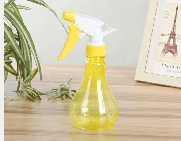 2020 hand pressure sprinkler circular tools watering kettle transparent household watering flower spray garden. 250ml watering equipments 05
2020 hand pressure sprinkler circular tools watering kettle transparent household watering flower spray garden. 250ml watering equipments 05
