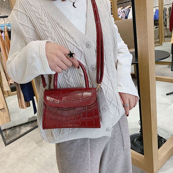 fashion women's simple solid color polyester retro stone pattern bag shoulder bag messenger buckle mobile phone with buttons
fashion women's simple solid color polyester retro stone pattern bag shoulder bag messenger buckle mobile phone with buttons