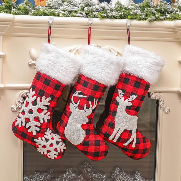 christmas decoration embroidery checkered christmas stocking gift bag candy bag snowflake gift for the elderly
christmas decoration embroidery checkered christmas stocking gift bag candy bag snowflake gift for the elderly