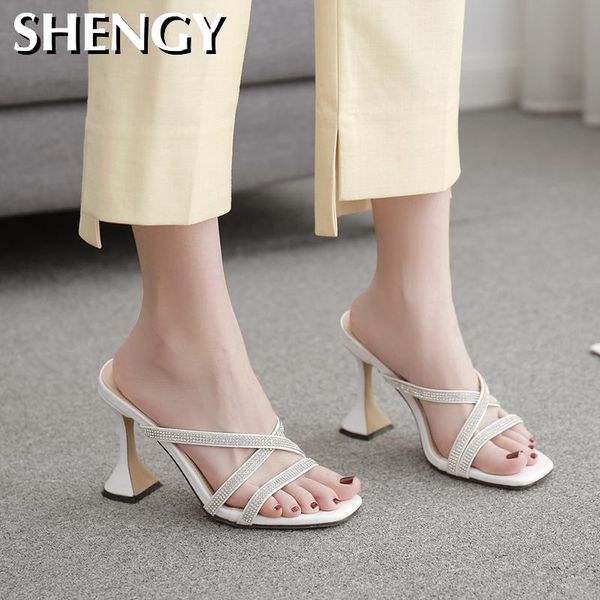 women's slippers summer new ladies heels sandals crystal shoes rhinestone word cross belt high-heeled slippers 35-42 size, Black
women's slippers summer new ladies heels sandals crystal shoes rhinestone word cross belt high-heeled slippers 35-42 size, Black