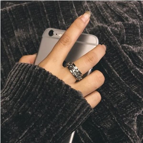 19ss joker wind turning rotating chain texture fashion tide men and women couple ring hfssjz008, Black
19ss joker wind turning rotating chain texture fashion tide men and women couple ring hfssjz008, Black