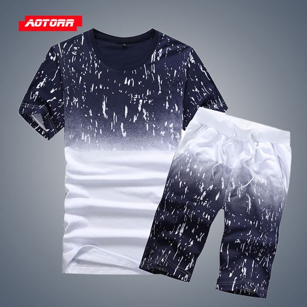 tracksuit men sets summer gradient 2 piece set 2020 casual sportswear mens clothing fasion shorts sets beach style tshirt+shorts, Gray 
tracksuit men sets summer gradient 2 piece set 2020 casual sportswear mens clothing fasion shorts sets beach style tshirt+shorts, Gray