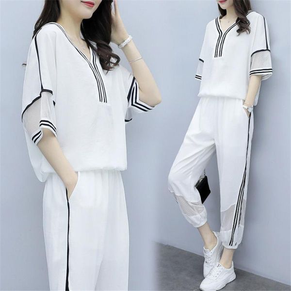 women's tracksuits 2021 summer fashion striped 2 piece set women tracksuit short sleeve t-shirts + pants sporting wear, Gray
women's tracksuits 2021 summer fashion striped 2 piece set women tracksuit short sleeve t-shirts + pants sporting wear, Gray