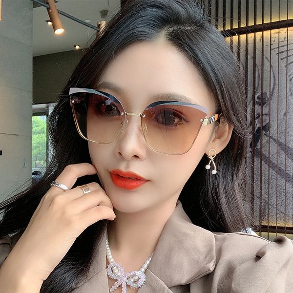 2020 new fashion luxury sunglasses personality retro cat eye sunglasses trend ladies brand designer classic uv400, White;black
2020 new fashion luxury sunglasses personality retro cat eye sunglasses trend ladies brand designer classic uv400, White;black