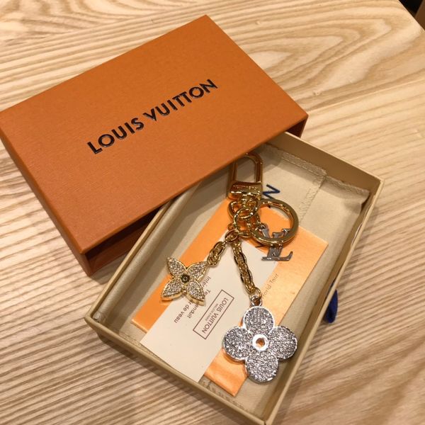 l selling fashion keychain black grid keychain with bag pendant car keychain spring ring pendant supply k, Silver
l selling fashion keychain black grid keychain with bag pendant car keychain spring ring pendant supply k, Silver