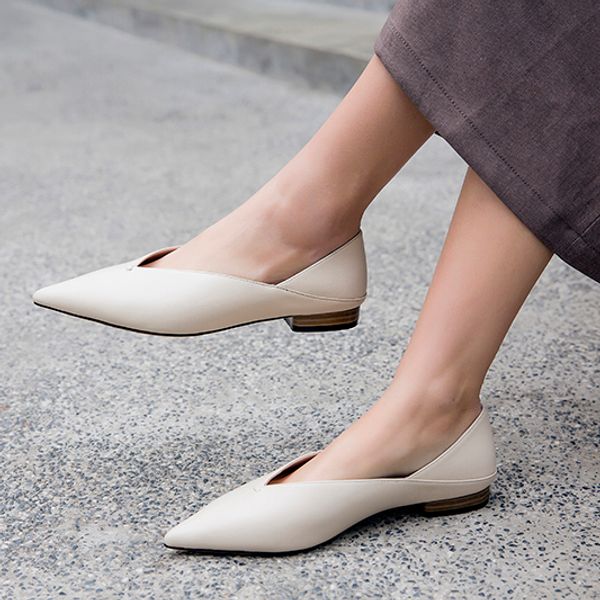 casual pumps for women brand design low heels genuine leather women pumps new arrival fashion shoes woman, Black
casual pumps for women brand design low heels genuine leather women pumps new arrival fashion shoes woman, Black