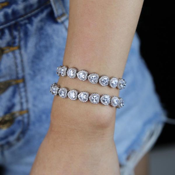charm bracelets 2021 iced out bling 5a cubic zirconia heart arrow cz tennis chain bracelet for women lovely girl wedding jewelry wholesale, Golden;silver
charm bracelets 2021 iced out bling 5a cubic zirconia heart arrow cz tennis chain bracelet for women lovely girl wedding jewelry wholesale, Golden;silver
