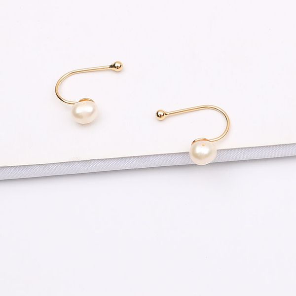 2020 designer european and american big earring jewelry natural shell pearl adjustable male and female universal ear clip new, Silver
2020 designer european and american big earring jewelry natural shell pearl adjustable male and female universal ear clip new, Silver