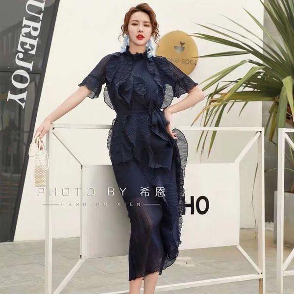large size 2020 fashion sweet stand collar maxi dress chiffon summer high end women's dress womens elegant ruffle bandage, White;black
large size 2020 fashion sweet stand collar maxi dress chiffon summer high end women's dress womens elegant ruffle bandage, White;black