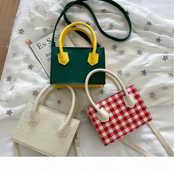 women senior shoulder bags lady mini crossbody flap bright color beach bag small handbags gift
women senior shoulder bags lady mini crossbody flap bright color beach bag small handbags gift