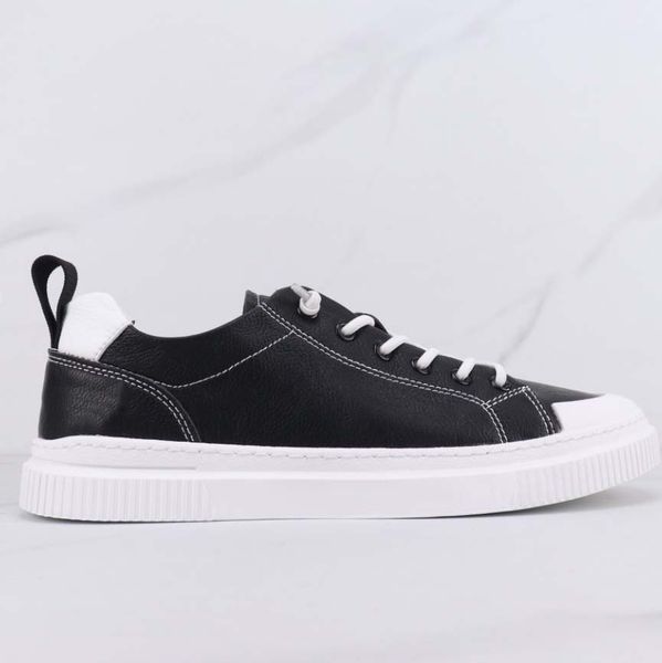 2020 men low black skateboard shoes super soft leather casual sneakers khaki outdoor men shoes size 40-44
2020 men low black skateboard shoes super soft leather casual sneakers khaki outdoor men shoes size 40-44