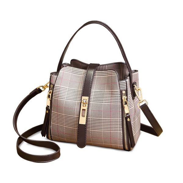 fashion texture bag women 2020 korean version of the new messenger bag single-shoulder handbags wild check bucket tide
fashion texture bag women 2020 korean version of the new messenger bag single-shoulder handbags wild check bucket tide