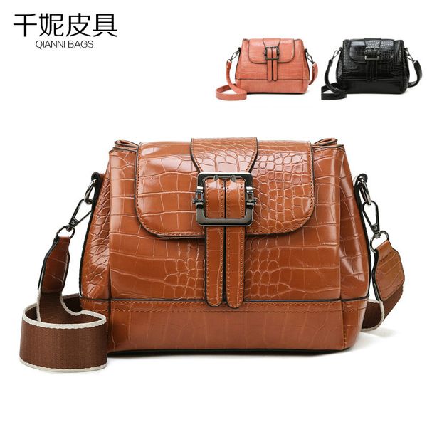 2020 new women's bag fashion embossed bag single shoulder portable messenger women's
2020 new women's bag fashion embossed bag single shoulder portable messenger women's