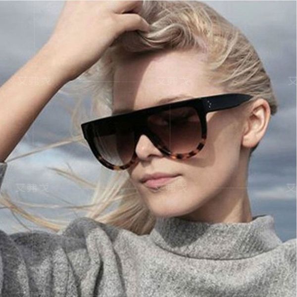 women's sunglasses flat vintage rivet decoration on temple summer style brand designer sun glasses, White;black
women's sunglasses flat vintage rivet decoration on temple summer style brand designer sun glasses, White;black