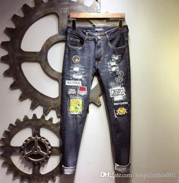 2020 luxury designer mens jeans denim fashion cartoon embroidery brand pants mens jean motorcycle bike jeans high street designer pant, Blue
2020 luxury designer mens jeans denim fashion cartoon embroidery brand pants mens jean motorcycle bike jeans high street designer pant, Blue