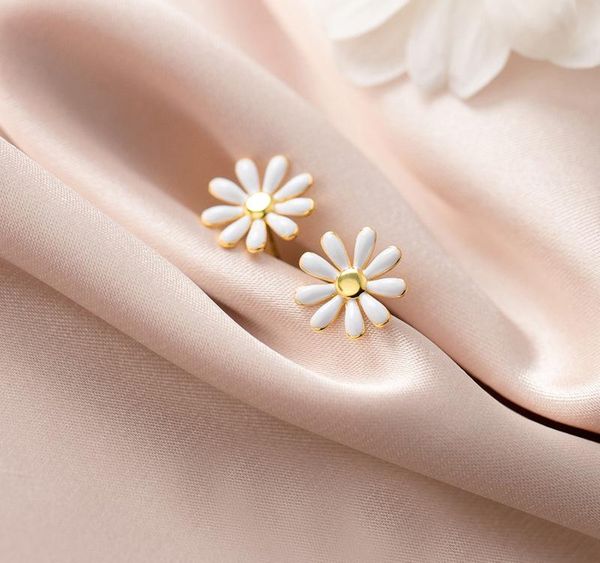 mloveacc 100% pure 925 sterling silver daisy flower stud earrings beautiful cute daisy earring for women high002, Golden;silver
mloveacc 100% pure 925 sterling silver daisy flower stud earrings beautiful cute daisy earring for women high002, Golden;silver