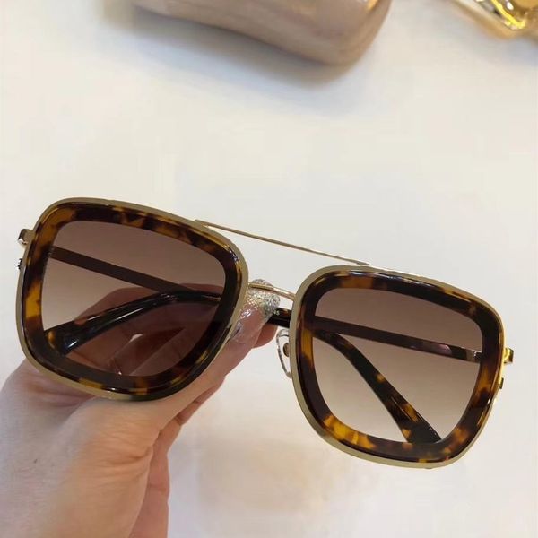 2020 latest selling popular fashion 4241 women sunglasses mens sunglasses men sunglasses gafas de sol sun glasses uv400 lens, White;black
2020 latest selling popular fashion 4241 women sunglasses mens sunglasses men sunglasses gafas de sol sun glasses uv400 lens, White;black