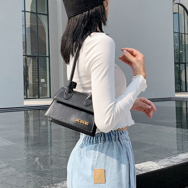 2020 new mini handbags women fashion ins ultra fire retro shoulder strap messenger bag purse simple style crossbody bags
2020 new mini handbags women fashion ins ultra fire retro shoulder strap messenger bag purse simple style crossbody bags