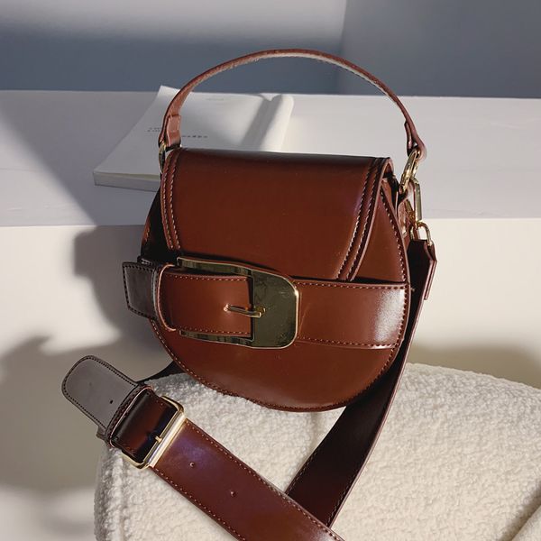 vintage fashion tote saddle bag 2020 new pu leather women's designer handbag lock shoulder messenger bag travel 
vintage fashion tote saddle bag 2020 new pu leather women's designer handbag lock shoulder messenger bag travel