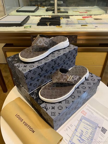 2020 new trend fashion mirabeau open toe sandals brand high-end shoes men's loafers copy1111
2020 new trend fashion mirabeau open toe sandals brand high-end shoes men's loafers copy1111