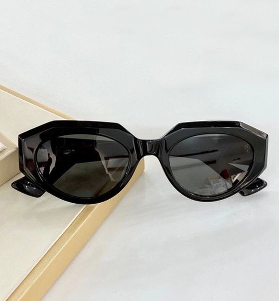 classic b 1031s sunglasses black frame grey lens gafas de sol women fashion sugnlasses glasses shades with case, White;black
classic b 1031s sunglasses black frame grey lens gafas de sol women fashion sugnlasses glasses shades with case, White;black