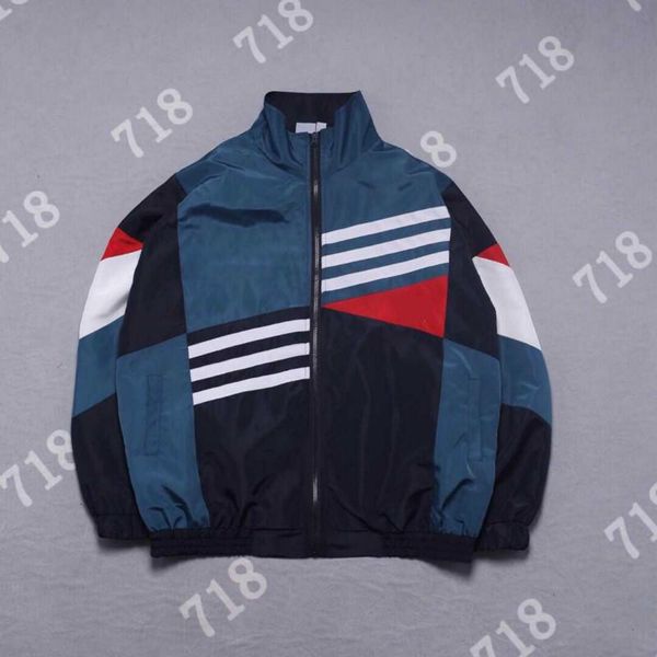 windbreaker men casual spring autumn lightweight jacket 2020 new arrival hooded contrast color zipper up jackets outwear 0911, Black;brown
windbreaker men casual spring autumn lightweight jacket 2020 new arrival hooded contrast color zipper up jackets outwear 0911, Black;brown