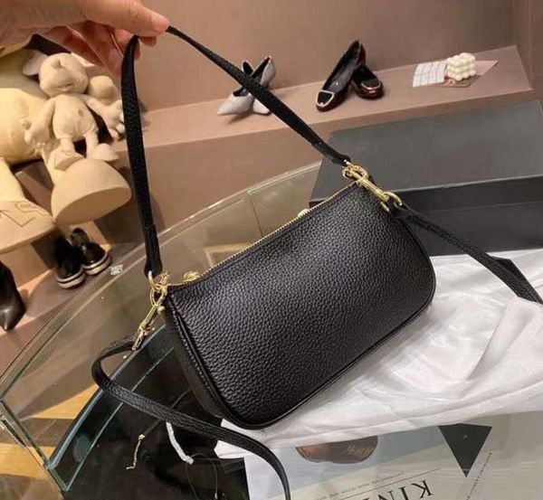 women handbag lady senior shoulder bags double shoulder strap crossbody new underare bag with box
women handbag lady senior shoulder bags double shoulder strap crossbody new underare bag with box