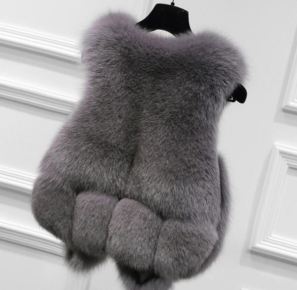 the new autumn winter 2020 fur vest for lady fur coat is short, made of imitation fox fur with slimming waistcoat cotton vest, Black
the new autumn winter 2020 fur vest for lady fur coat is short, made of imitation fox fur with slimming waistcoat cotton vest, Black
