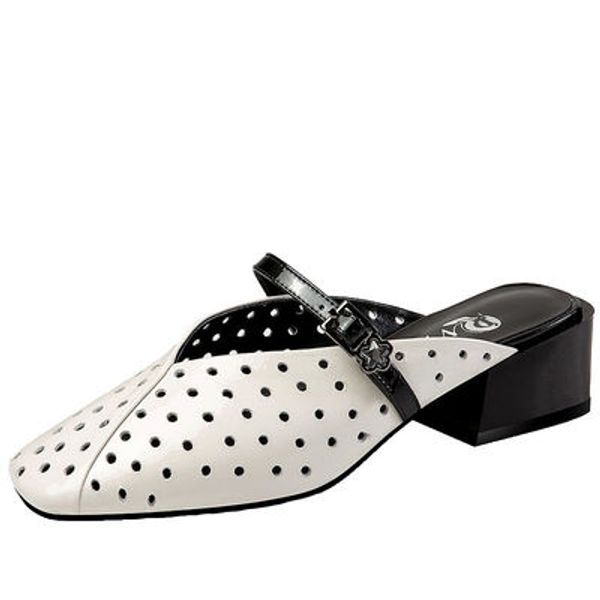2020 spring, summer and autumn new fashion all-match medium thick heel comfortable mules large size women's slippers, Black
2020 spring, summer and autumn new fashion all-match medium thick heel comfortable mules large size women's slippers, Black