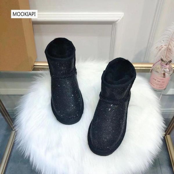 2020 china's highest quality women's boots, real sheepskin, natural wool, fashionable snow boots with diamonds, delivery, Black
2020 china's highest quality women's boots, real sheepskin, natural wool, fashionable snow boots with diamonds, delivery, Black