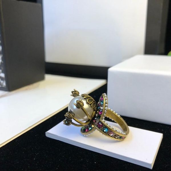 europe and the united states high-quality custom pearl color diamond ladies wild designer ring luxury designer jewelry women rings, Golden;silver
europe and the united states high-quality custom pearl color diamond ladies wild designer ring luxury designer jewelry women rings, Golden;silver