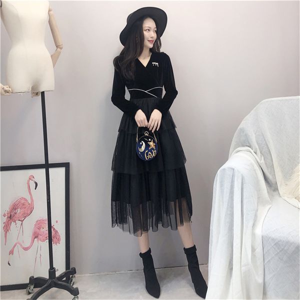 korean french chic mesh patchwork velvet dress autumn winter long high waist retro dress v neck fake two piece black, Black;gray
korean french chic mesh patchwork velvet dress autumn winter long high waist retro dress v neck fake two piece black, Black;gray