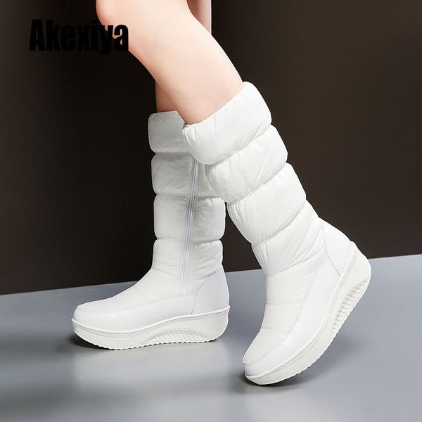 female boot winter shoes women fashion warm thick fur buckle style big plus size 34 to 43 easy wear k374, Black 
female boot winter shoes women fashion warm thick fur buckle style big plus size 34 to 43 easy wear k374, Black