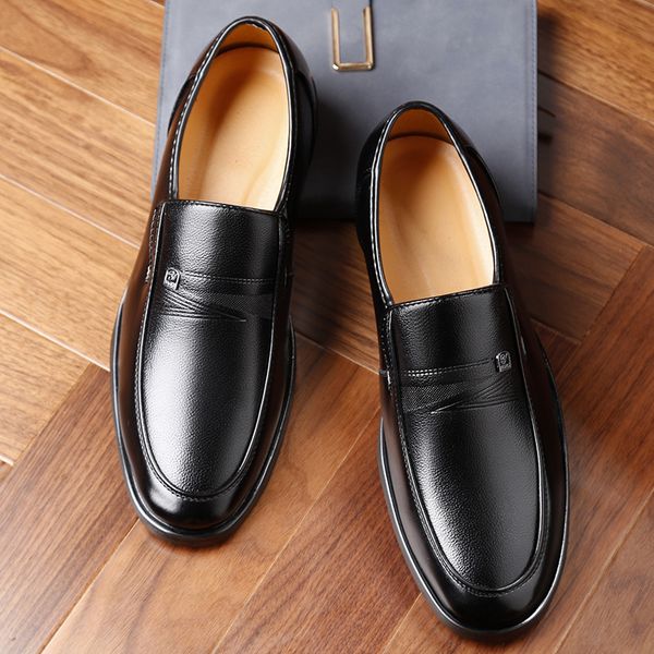 new 2020 fashion leather shoes men footwear flat mens casual shoes black brand male footwear slip-on man business a2766
new 2020 fashion leather shoes men footwear flat mens casual shoes black brand male footwear slip-on man business a2766