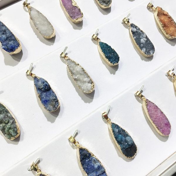 drop-shaped white agates green agates pendant reiki healing natural stone amulet diy jewelry natural stone charms size 25x55mm, Bronze;silver
drop-shaped white agates green agates pendant reiki healing natural stone amulet diy jewelry natural stone charms size 25x55mm, Bronze;silver