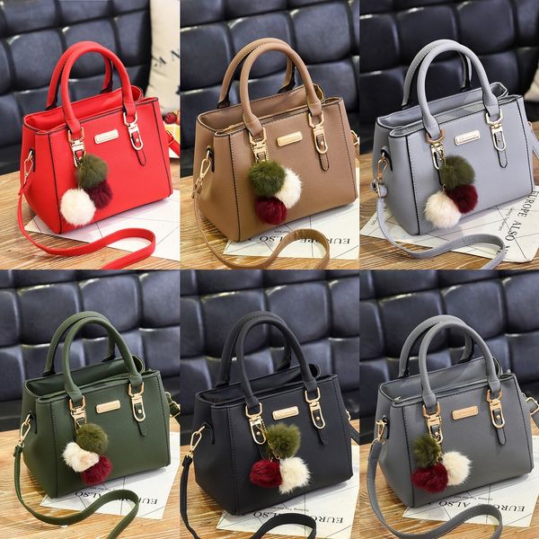 taizhou pu leather hand hand satchel satchel women's 2020 new single shoulder crossbody bag fashionable all-match large capacity bag m7
taizhou pu leather hand hand satchel satchel women's 2020 new single shoulder crossbody bag fashionable all-match large capacity bag m7