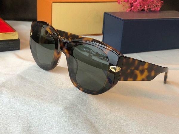 new z1291e designer sunglasses for women fashion cat eye simple uv400 lens 1291 sunglasses coating mirror lens color plated frame with case, White;black
new z1291e designer sunglasses for women fashion cat eye simple uv400 lens 1291 sunglasses coating mirror lens color plated frame with case, White;black