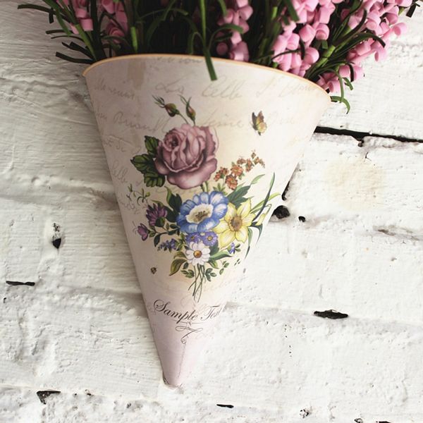 vases plastic wall hanging flower vase pot basket rural garden home balcony decoration european style
vases plastic wall hanging flower vase pot basket rural garden home balcony decoration european style