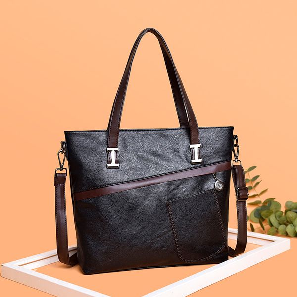 new brand soft pu leather large pocket casual handbag women's handbag shoulder bag large capacity
new brand soft pu leather large pocket casual handbag women's handbag shoulder bag large capacity
