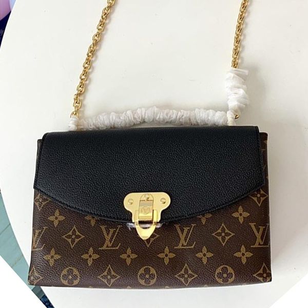 2021w luxury design ladies handbag shoulder dinner party bag wild fashion leather fabric metal texture lady crossbody bag n
2021w luxury design ladies handbag shoulder dinner party bag wild fashion leather fabric metal texture lady crossbody bag n