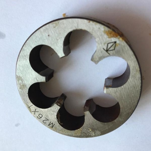 of 1pc metric left hand alloy steel manual die m26*1.0/1.5mm for threading iron aluminum copper metal workpieces
of 1pc metric left hand alloy steel manual die m26*1.0/1.5mm for threading iron aluminum copper metal workpieces