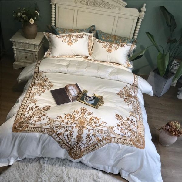 luxury 120s egyptian cotton embroidered bedding set king white golden duvet cover bed sheet set pillowcase 4/6pcs
luxury 120s egyptian cotton embroidered bedding set king white golden duvet cover bed sheet set pillowcase 4/6pcs