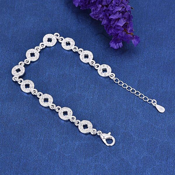 four leafs inside circle silver bracelet friendship&love crystal zircon rhinestone inlay new trendy fashion jewelry for women, Black
four leafs inside circle silver bracelet friendship&love crystal zircon rhinestone inlay new trendy fashion jewelry for women, Black
