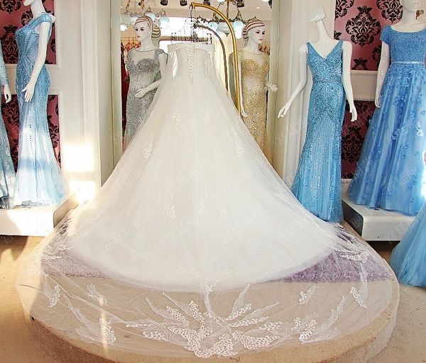 luxury high-grade crystal beading lace wedding dress custom bride princess embroidery boat neck a-line wedding gown trouwjurk, Blue;red
luxury high-grade crystal beading lace wedding dress custom bride princess embroidery boat neck a-line wedding gown trouwjurk, Blue;red