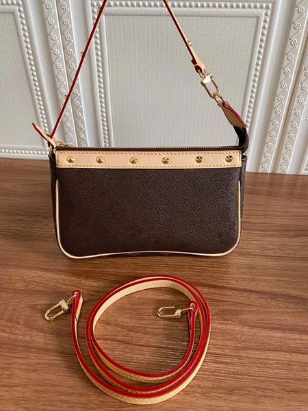 new 2020 women postman mini korean fashion cowhide shoulder bag hand bag star decoration cross bag 12 * 13*
new 2020 women postman mini korean fashion cowhide shoulder bag hand bag star decoration cross bag 12 * 13*