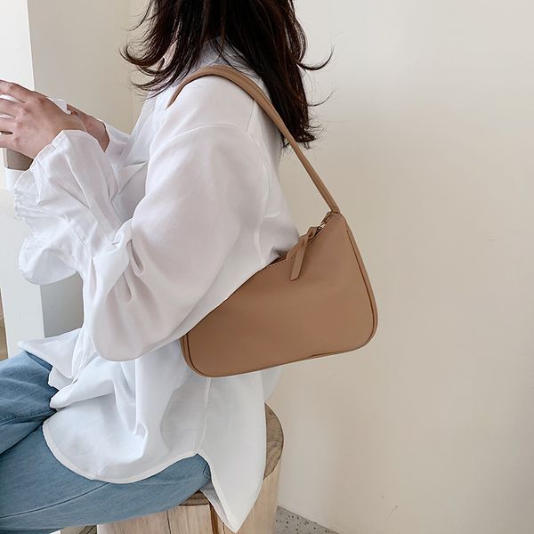 women's handbag female luxury designer shoulder bag pu leather fashion strap underarm bags hobo bags clutch purse 
women's handbag female luxury designer shoulder bag pu leather fashion strap underarm bags hobo bags clutch purse