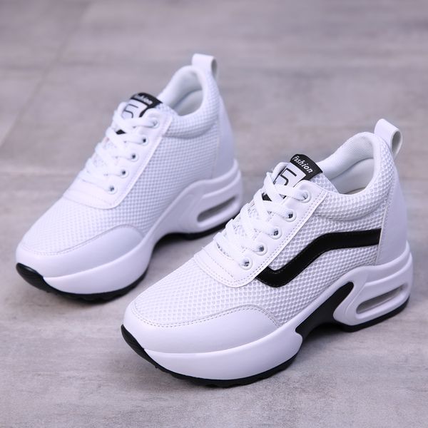 nine o'clock autumn new women running sneakers mesh breathable platform shoes for women anti-skid female light walking footwear
nine o'clock autumn new women running sneakers mesh breathable platform shoes for women anti-skid female light walking footwear