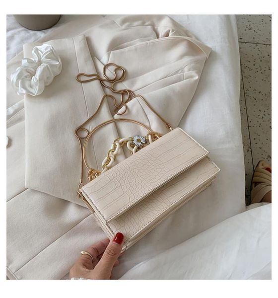 senior sense bag female 2020 new retro fashion advanced texture small square bag trend chain women's shoulder messenger
senior sense bag female 2020 new retro fashion advanced texture small square bag trend chain women's shoulder messenger