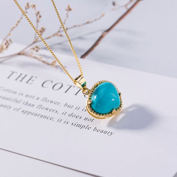 925 sterling silver gold-plated with light blue turquoise natural stone heart pendant necklace
925 sterling silver gold-plated with light blue turquoise natural stone heart pendant necklace