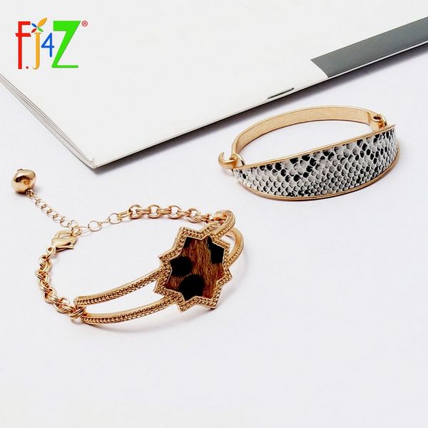 f.j4z new 2020 stylish bangle bracelet for women bohemian leather t-show bangle brand leopard bracelet gifts dropship, Black
f.j4z new 2020 stylish bangle bracelet for women bohemian leather t-show bangle brand leopard bracelet gifts dropship, Black